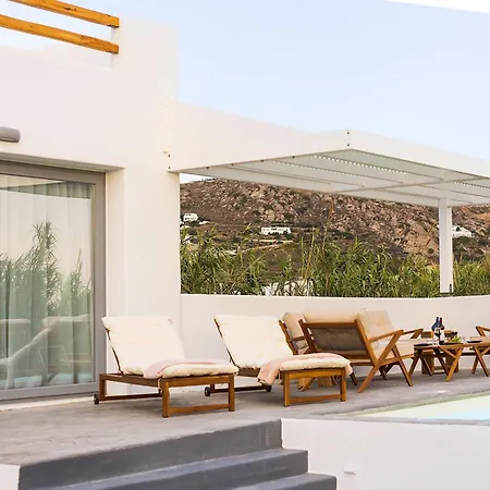 Zoe Cycladic House With Pool Vakantiehuis