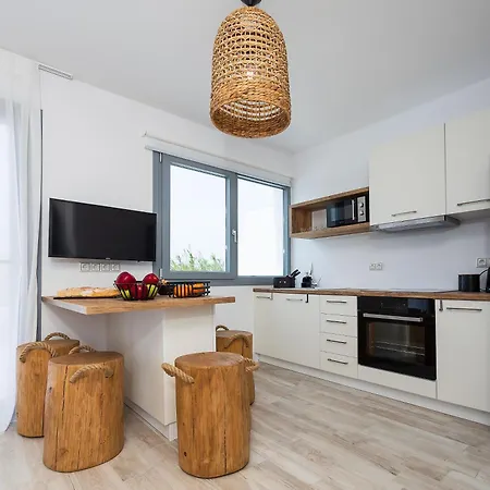 Zoe Cycladic House With Pool Pláka