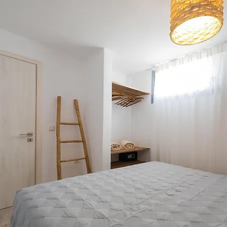 Zoe Cycladic House With Pool Pláka