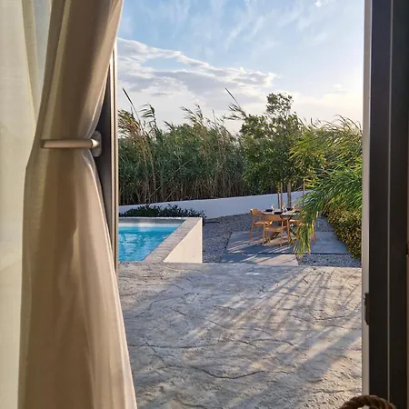 Zoe Cycladic House With Pool Vakantiehuis *