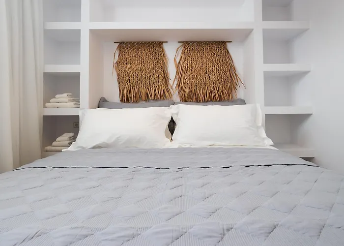 펜션 Zoe Cycladic House With Pool Pláka