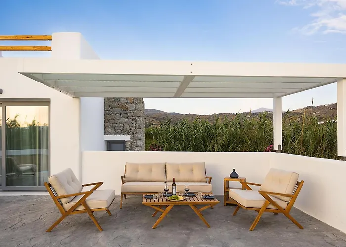 펜션 Zoe Cycladic House With Pool Pláka